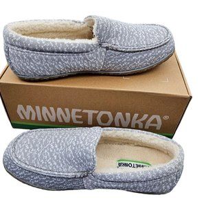 NEW MINNETONKA ECO PINE MEN'S GREY INDOOR/OUTDOOR MOCCASIN SLIPPERS SIZE 12